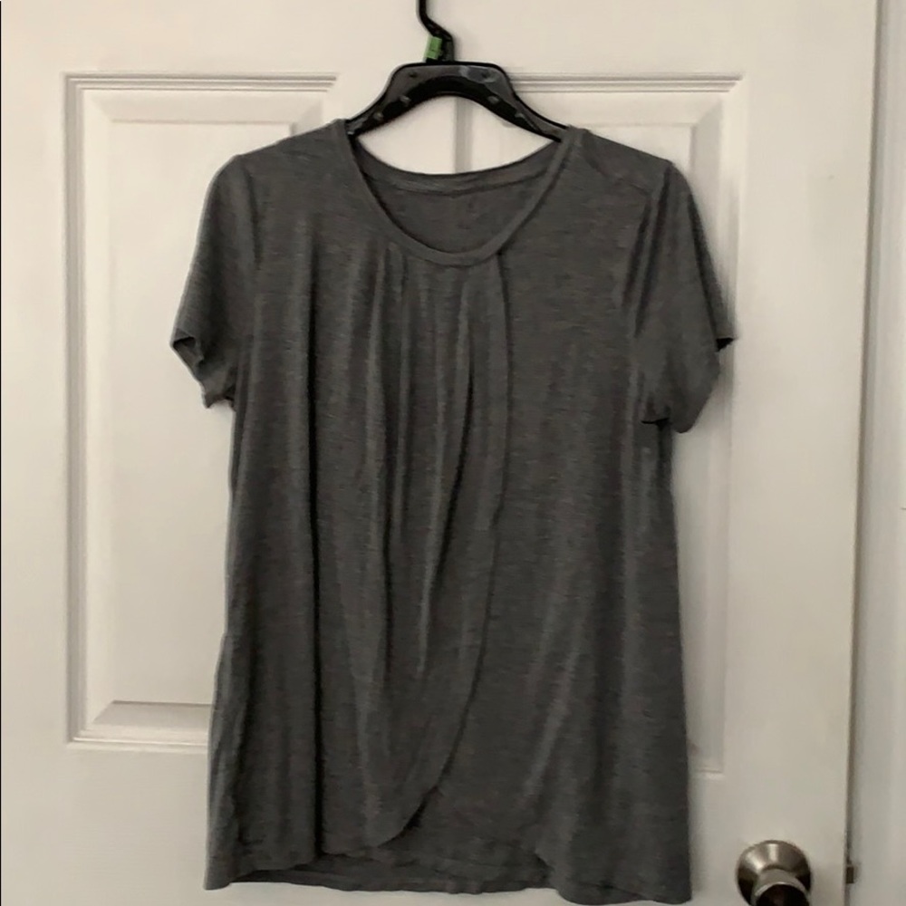 Maternity and nursing top